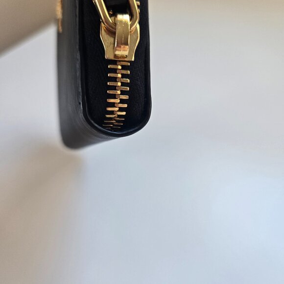 Prada Small Zippy Wallet - Picture 7 of 7